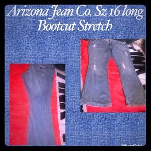Arizona Jean Co. gently used stretch jeans